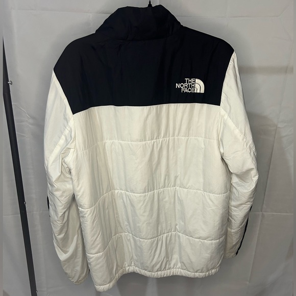 The North Face Puffer Jacket - Picture 2 of 4